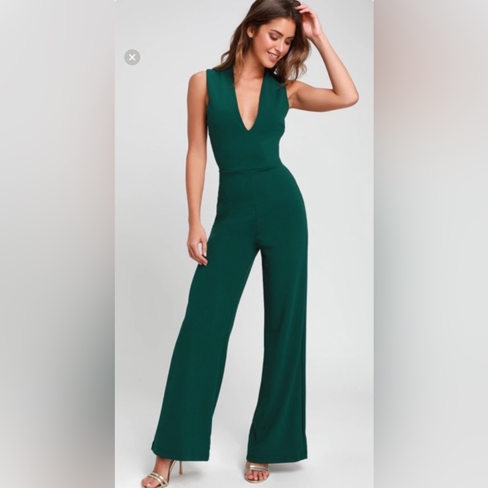 Green jumpsuit Lulu’s